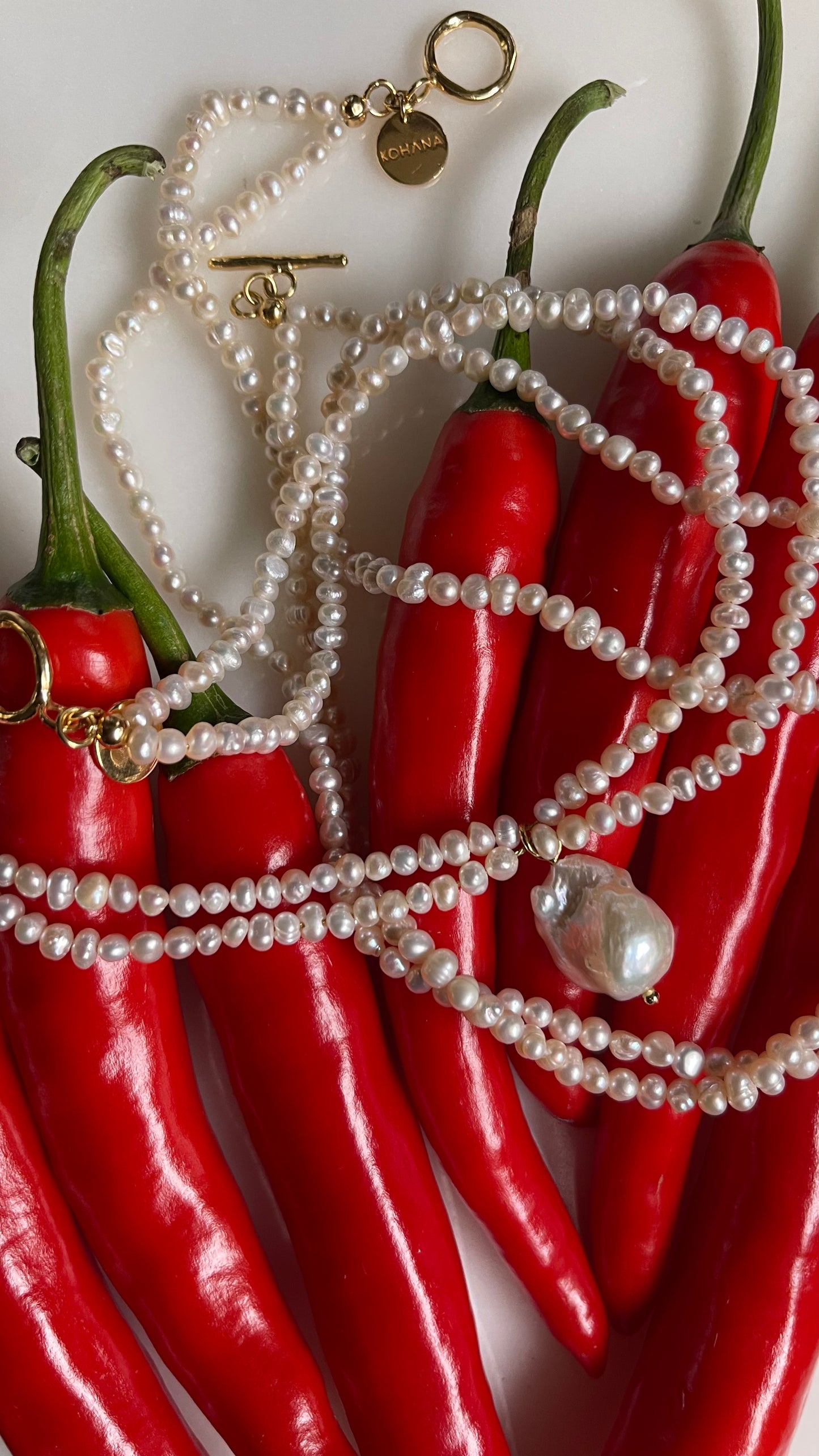 pearls necklace with baroque pearls pendant, perfect for any occasion