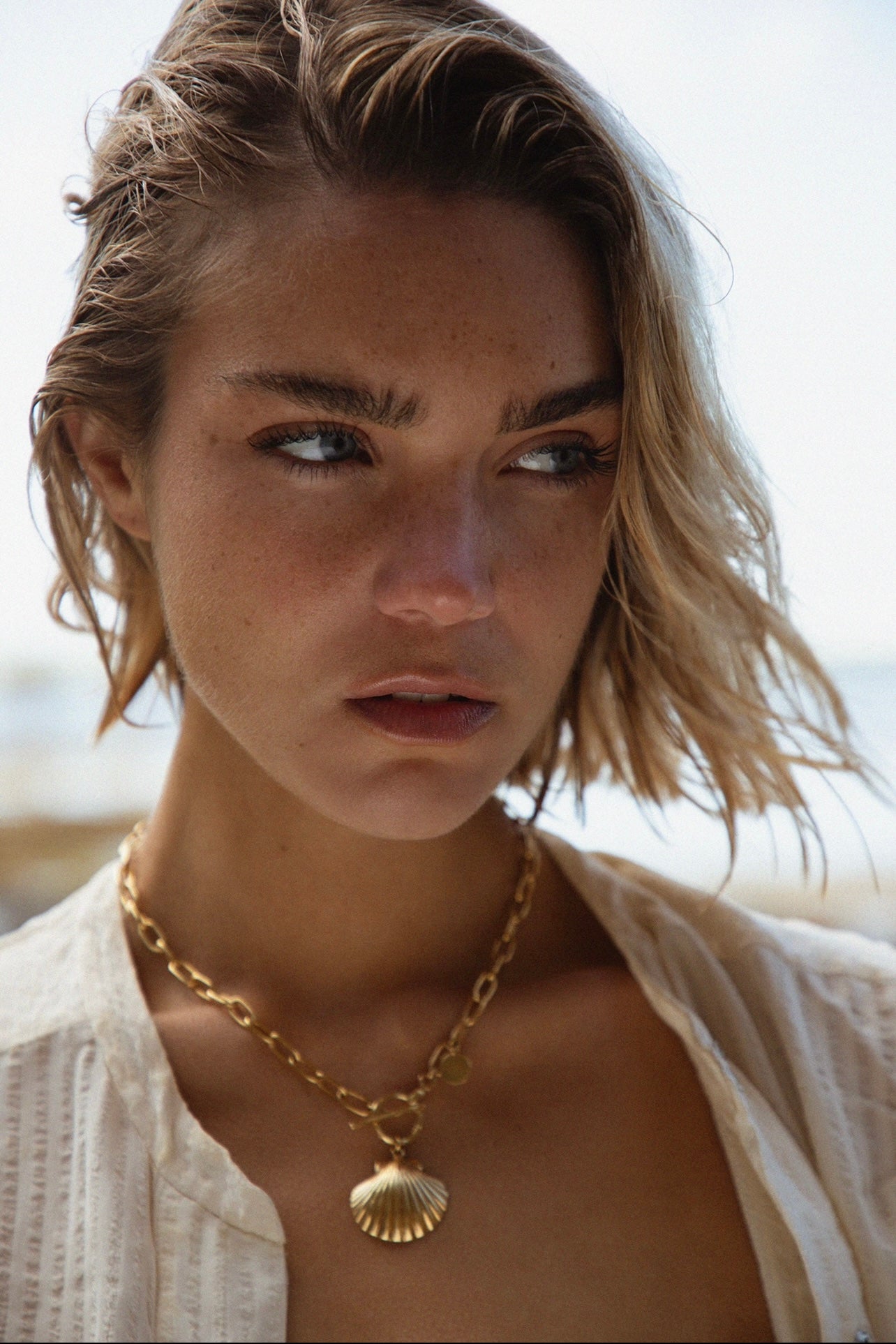 chain necklace, summer style, gold plated silver jewellery, shell necklace, luxury style, elegant jewellery
