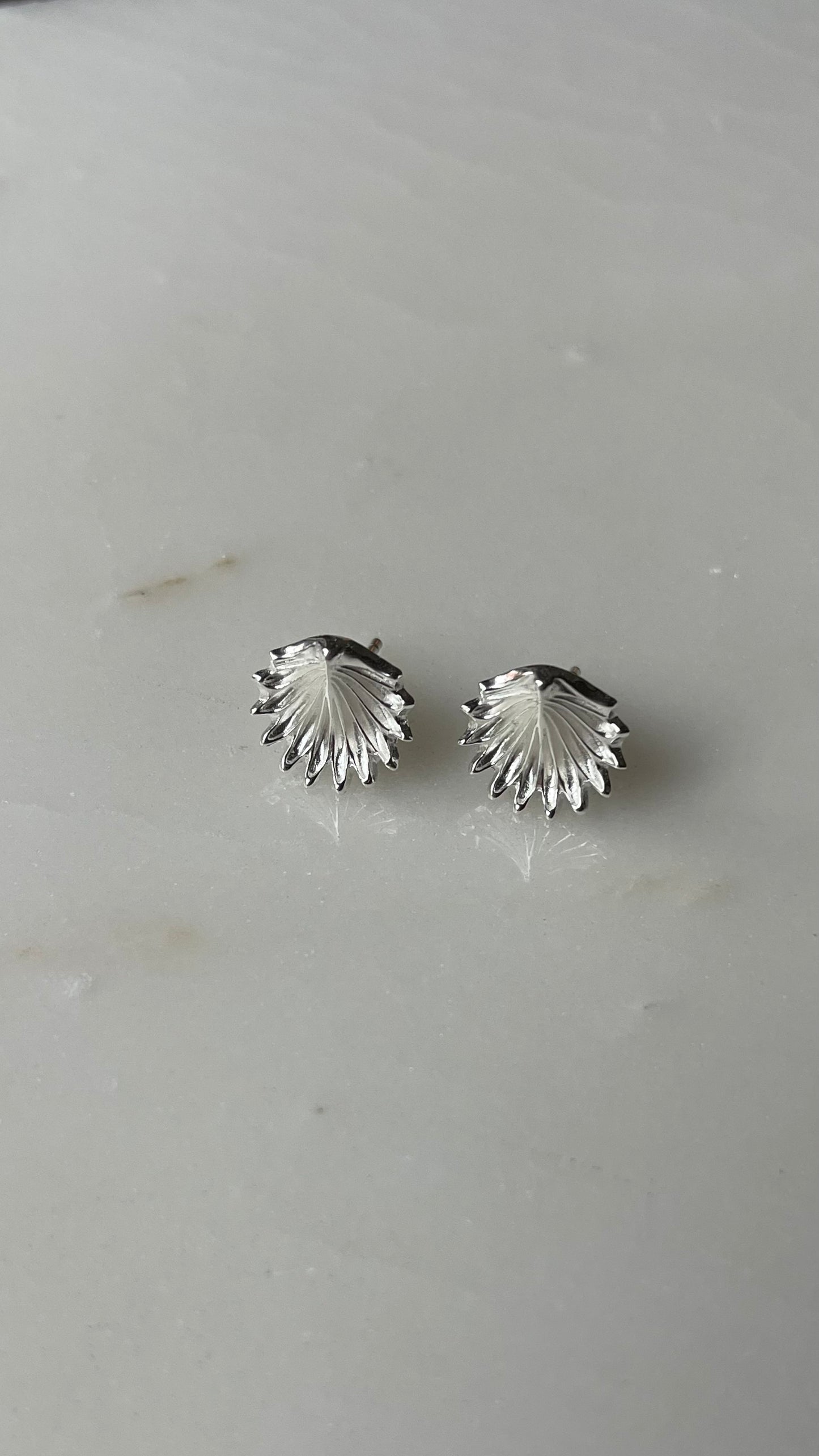little stud earrings made from 925 silver, handcrafted jewellery in Bali