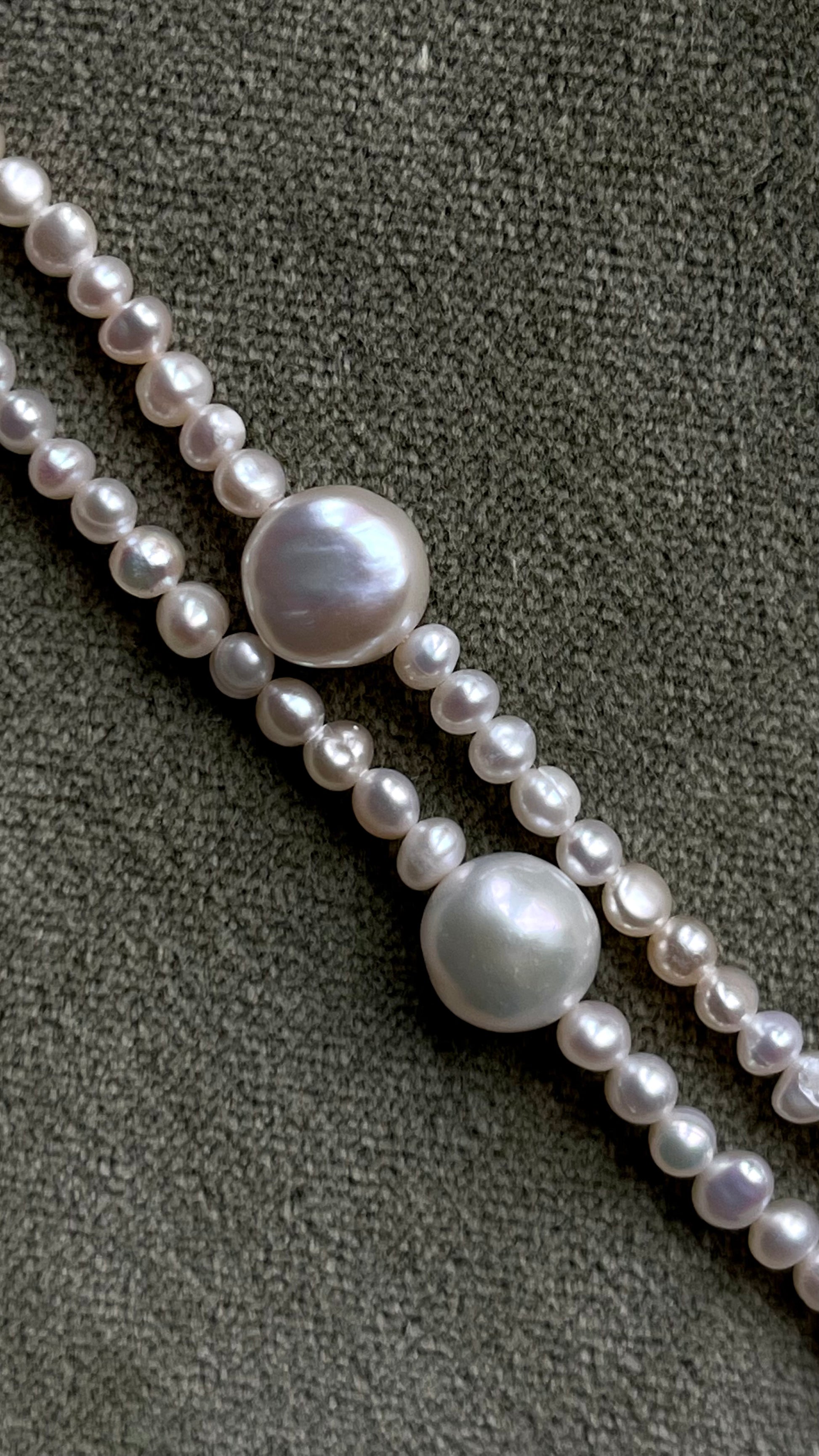 baby pearls bracelet, gold plated, handcrafted jewellery, bridal jewellery, made in Indonesia, fine jewellery