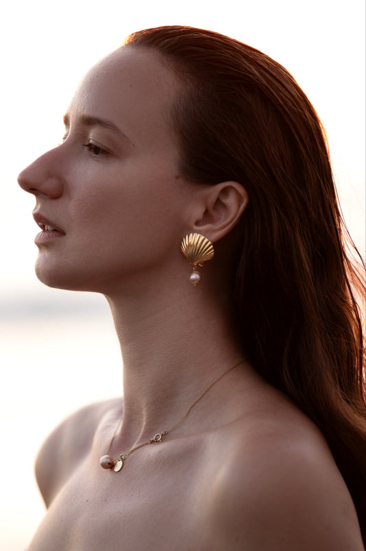 shell earrings with pearls, gold plated silver earrings, handcrafted in Bali