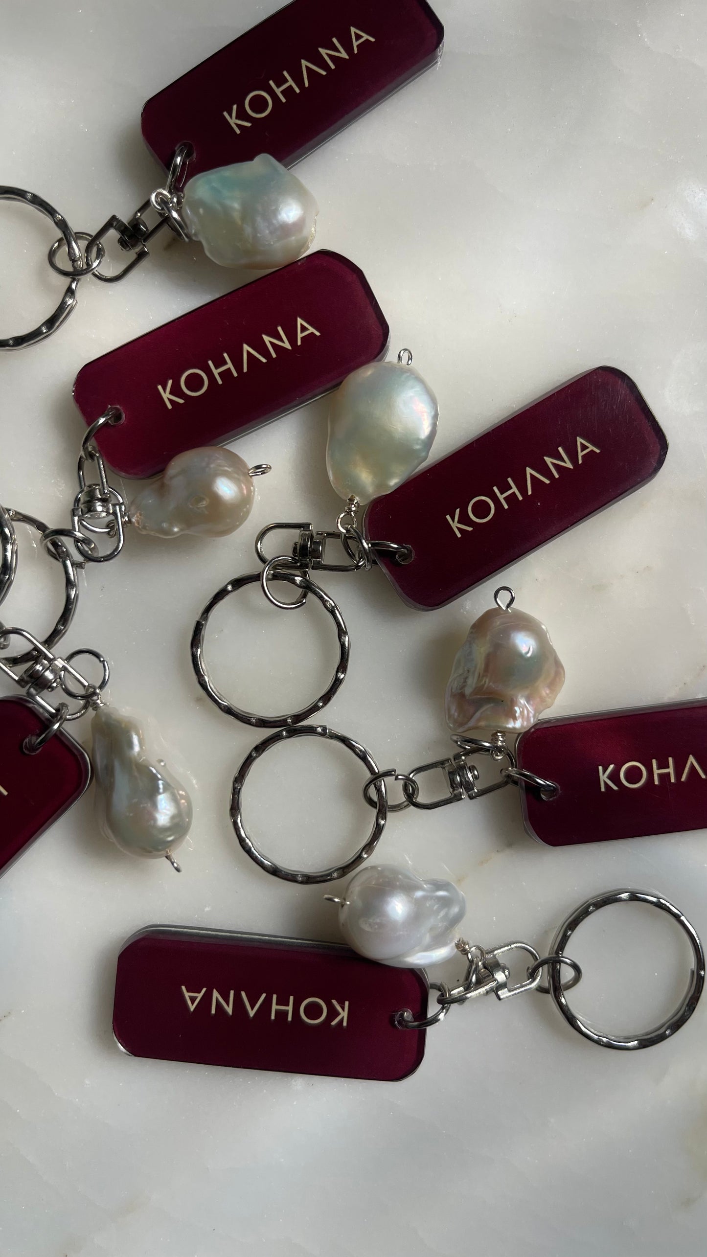 Kohana keychains with pearls 