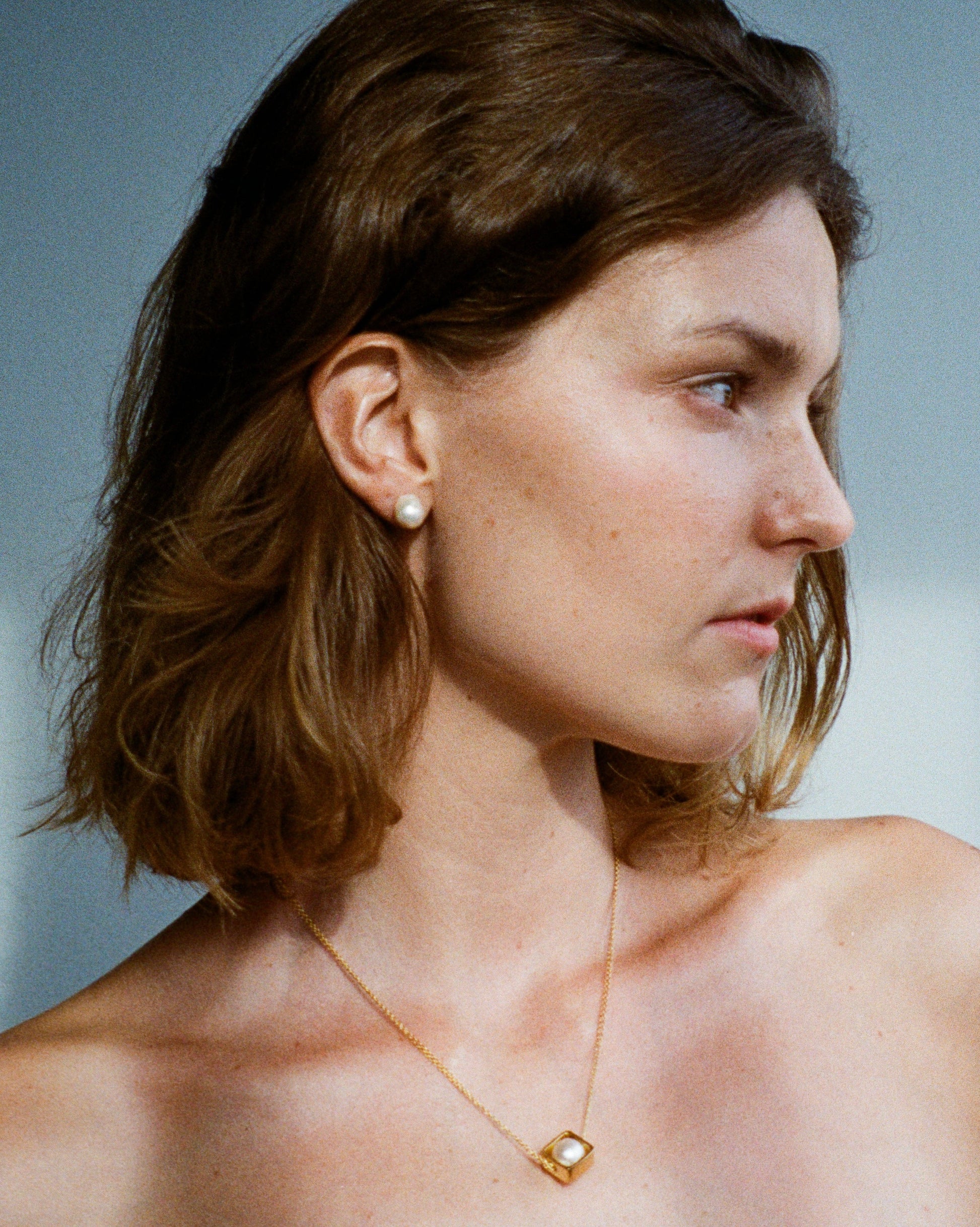 jewellery with pearls, pearls studs, handcrafted jewlry, Bali jewellery
