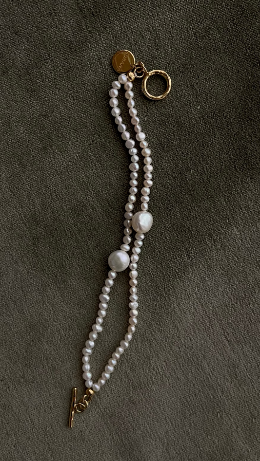 baby pearls bracelet, gold plated, handcrafted jewellery, bridal jewellery, jewellery in Bali, made in Indonesia