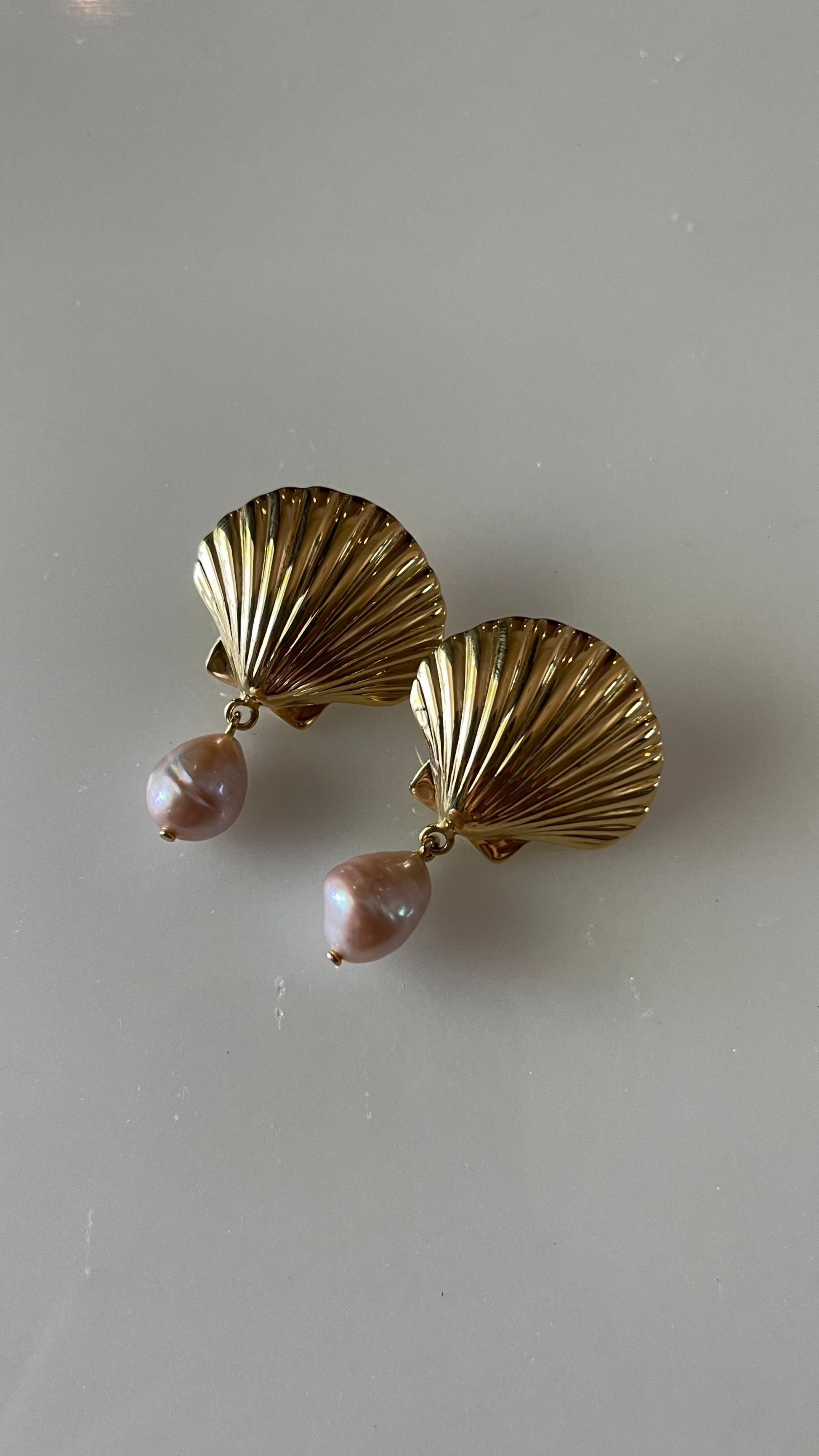 gold plated shell earrings with pearls, slow fashion brand, handcrafted in Bali 