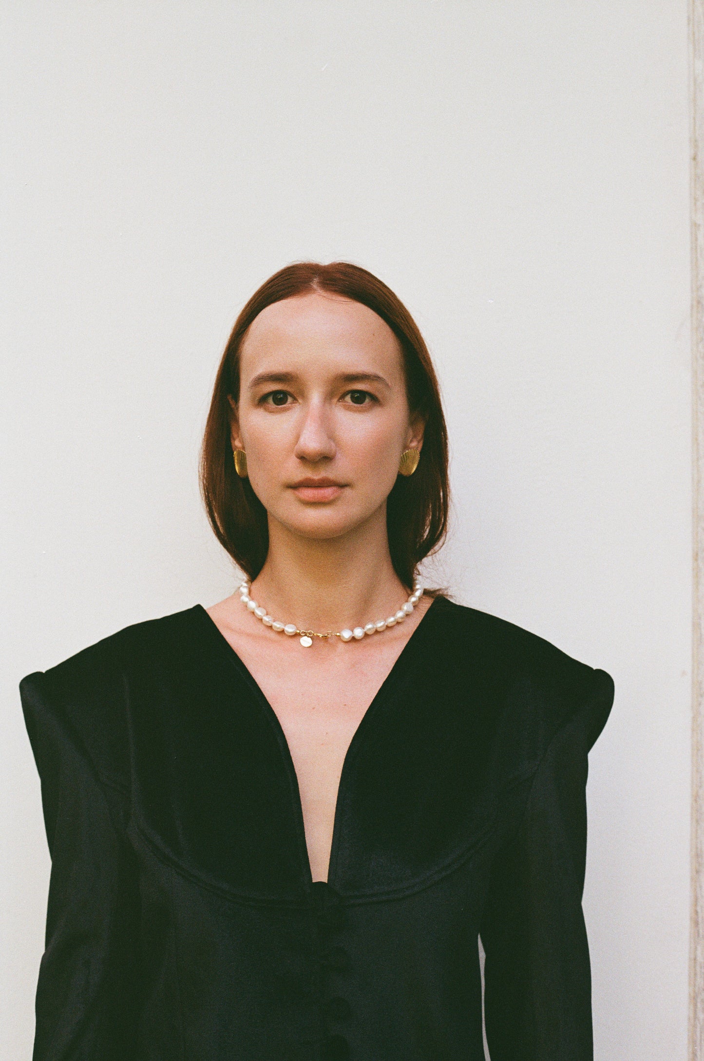 timeless pearl necklace, with golden clasp