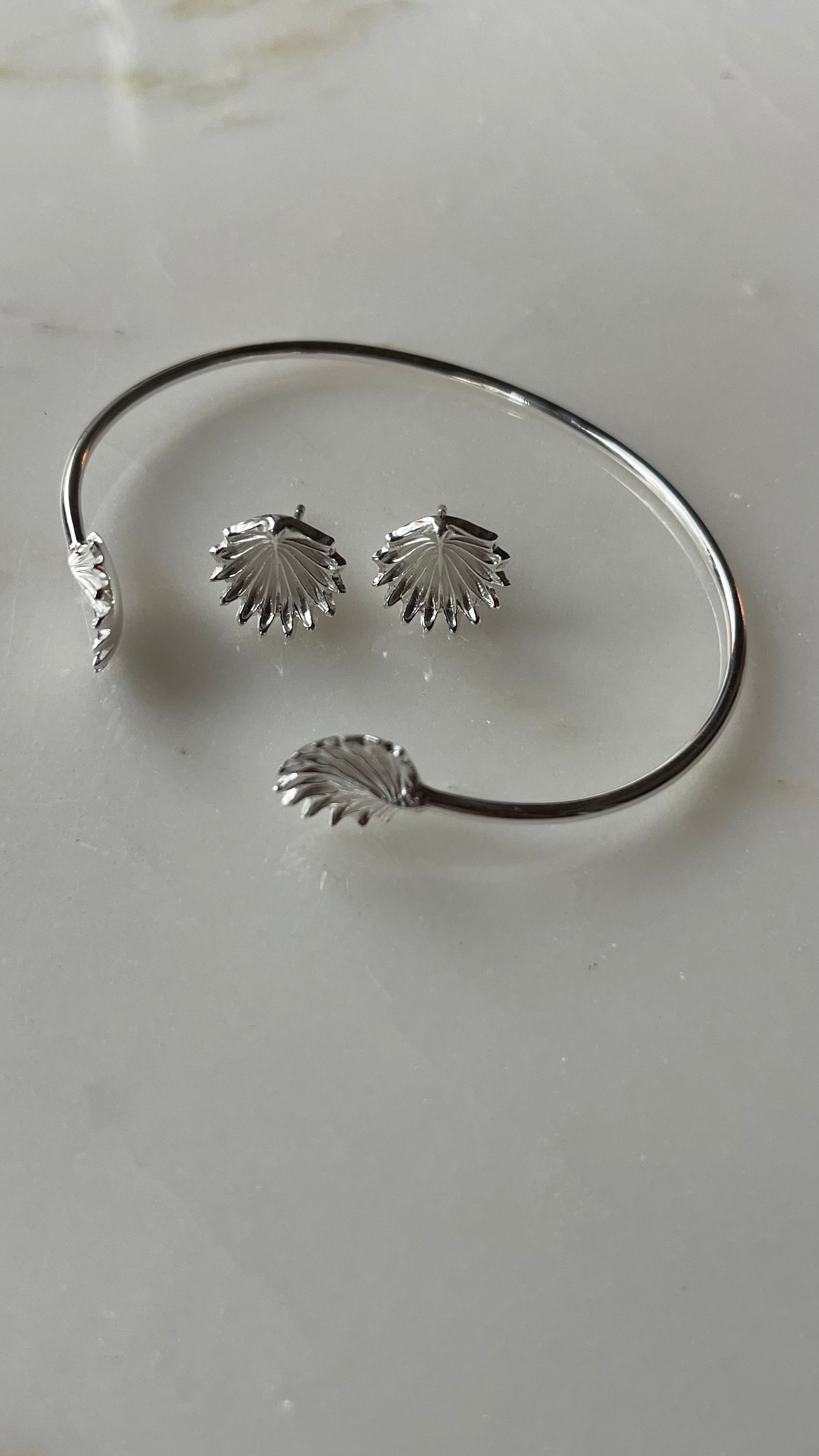 cuff bracelet from (25 silver, handcrafted in Bali, Indonesia, slow fashion brand 